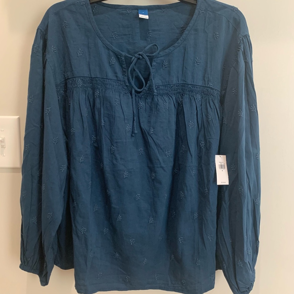 Old Navy Women’s Boho Embroidered Keyhole tie Peasant Navy Top Size M NWT